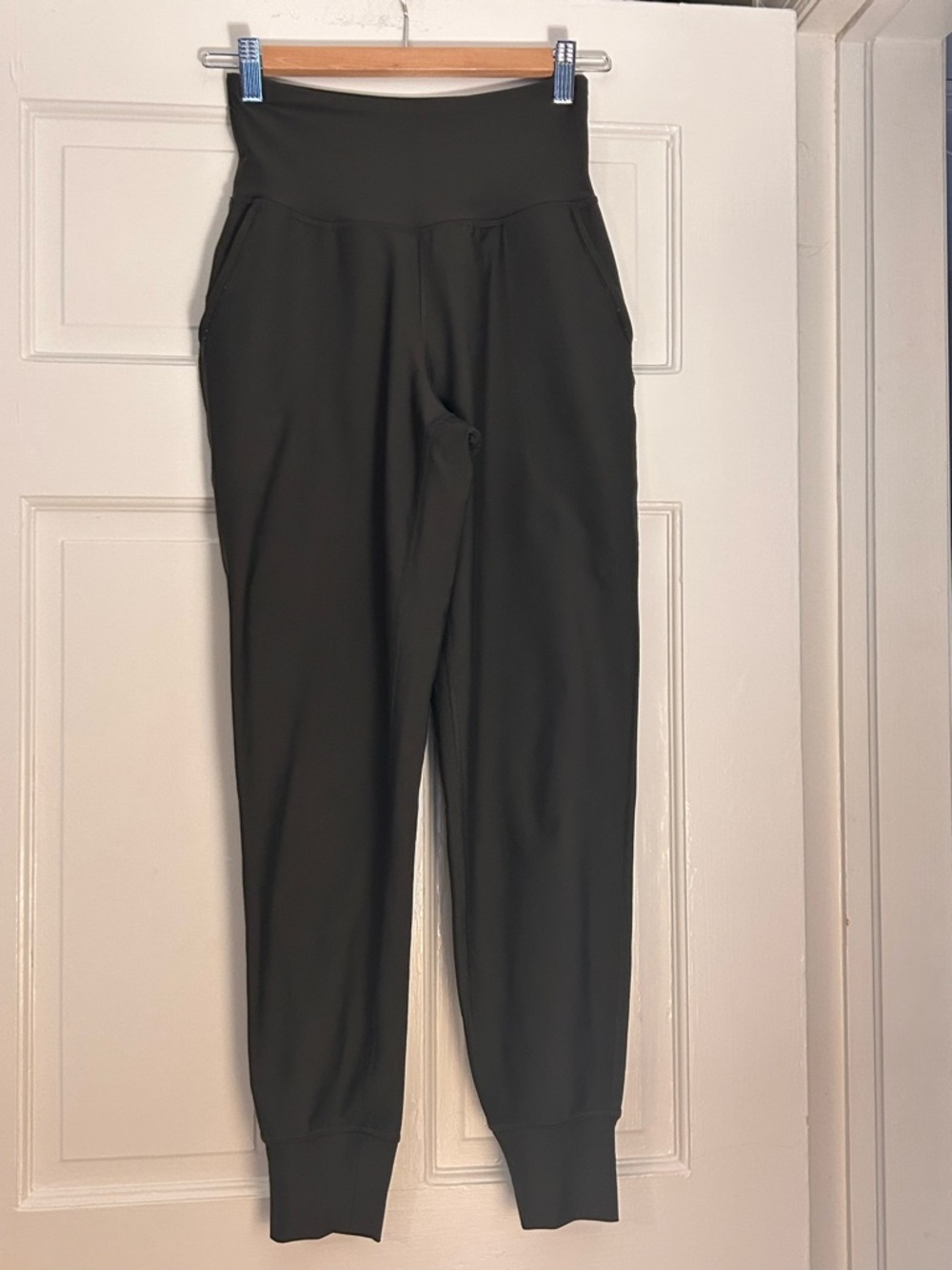 Old Navy Green Joggers with Pockets Size XS